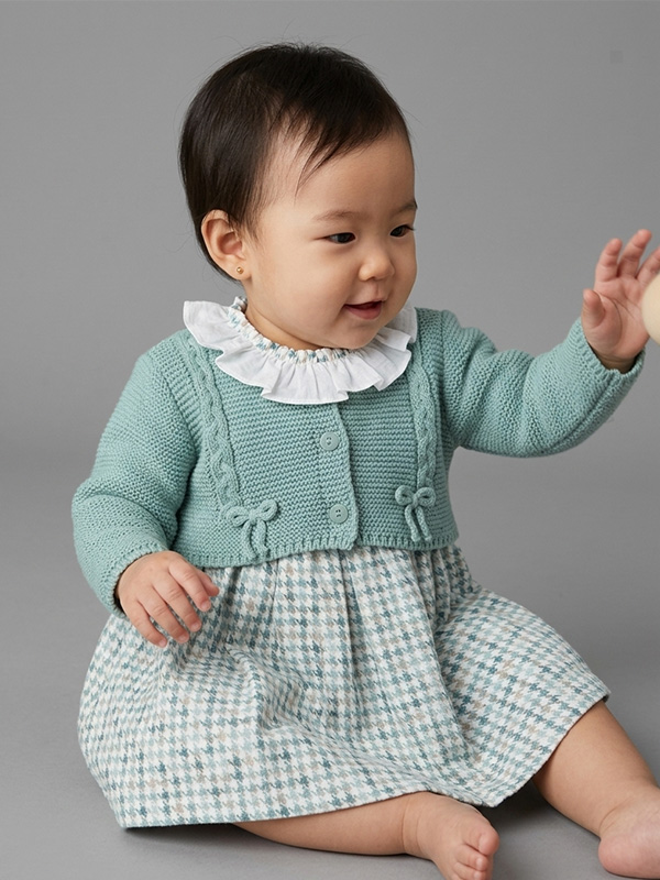 VLCJ-11 Conjunto Niña Bolero y Vestido con Punto Smock Mod. Sofía - Imagen 1